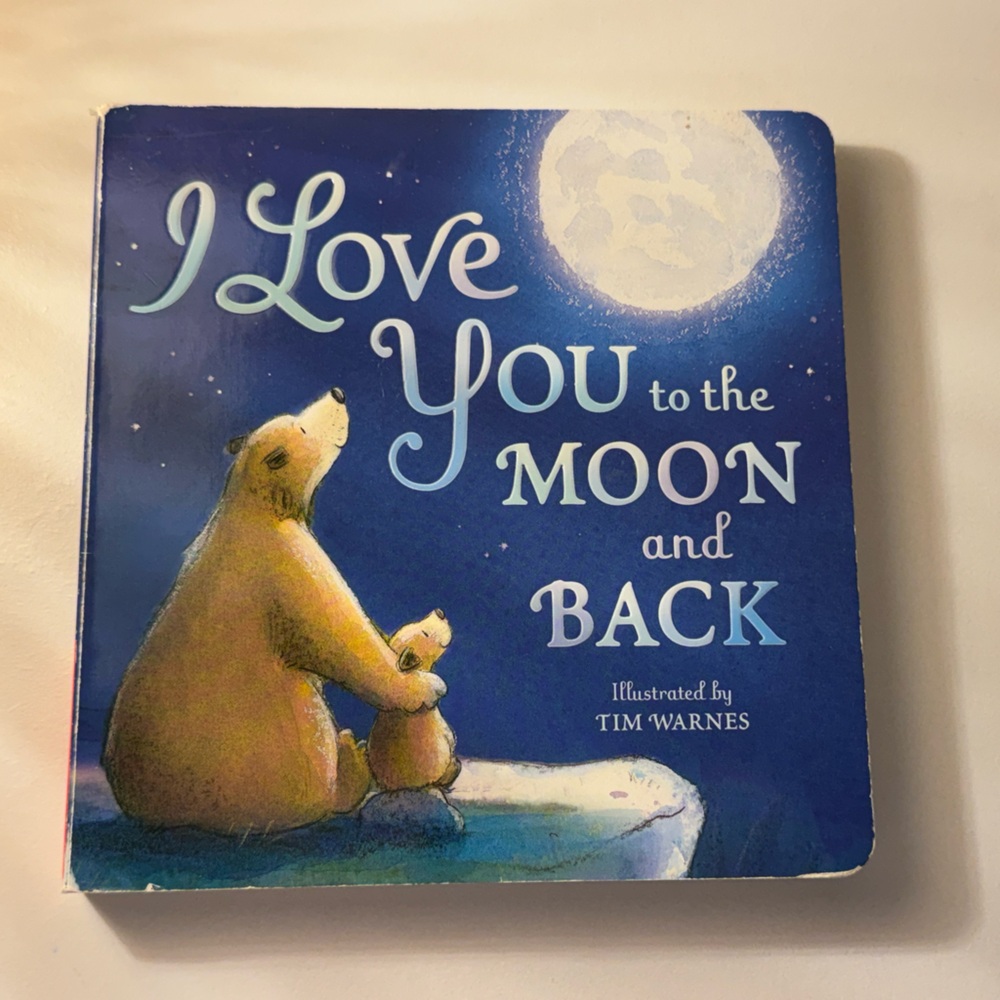 I Love You to the Moon and Back Board Book / WRITING INSIDE